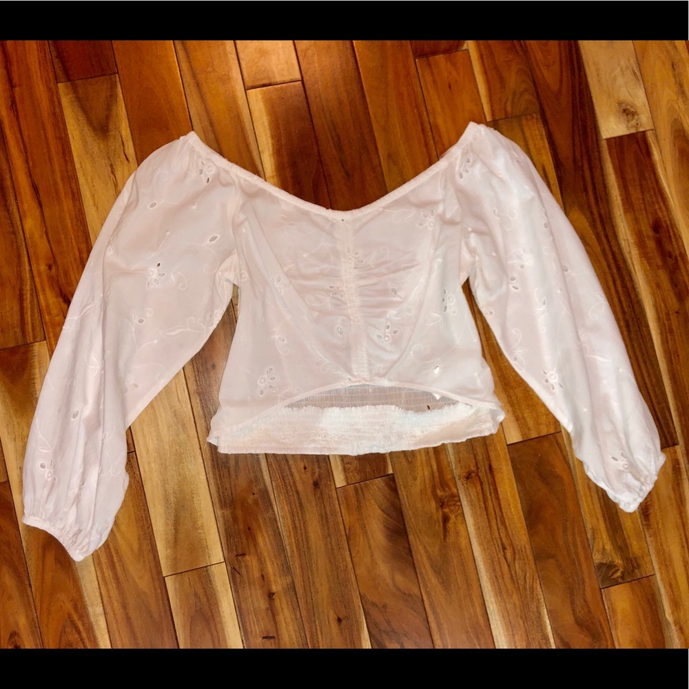 White quarter sleeve eyelet top